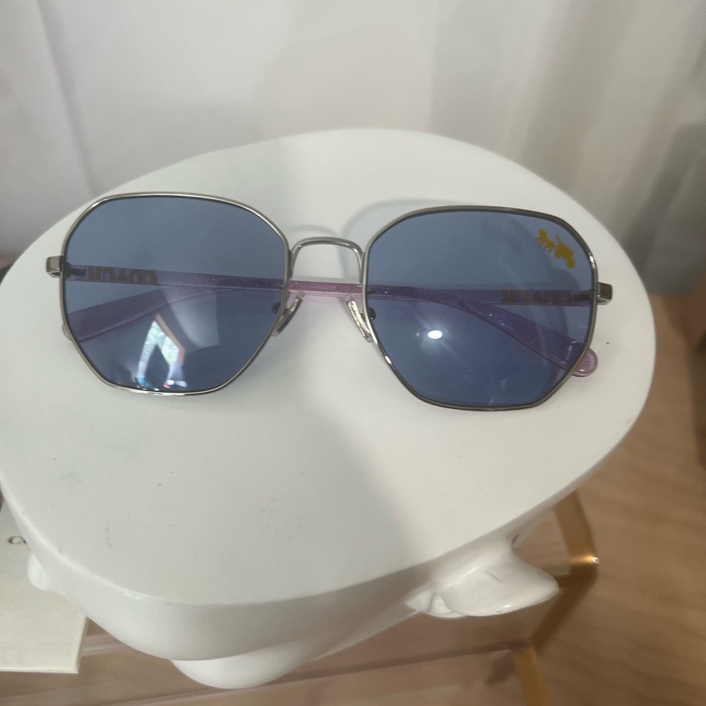 COACH NEW UNISEX silver frame solid blue lens 56 mm sunglasses - Picture 4 of 9